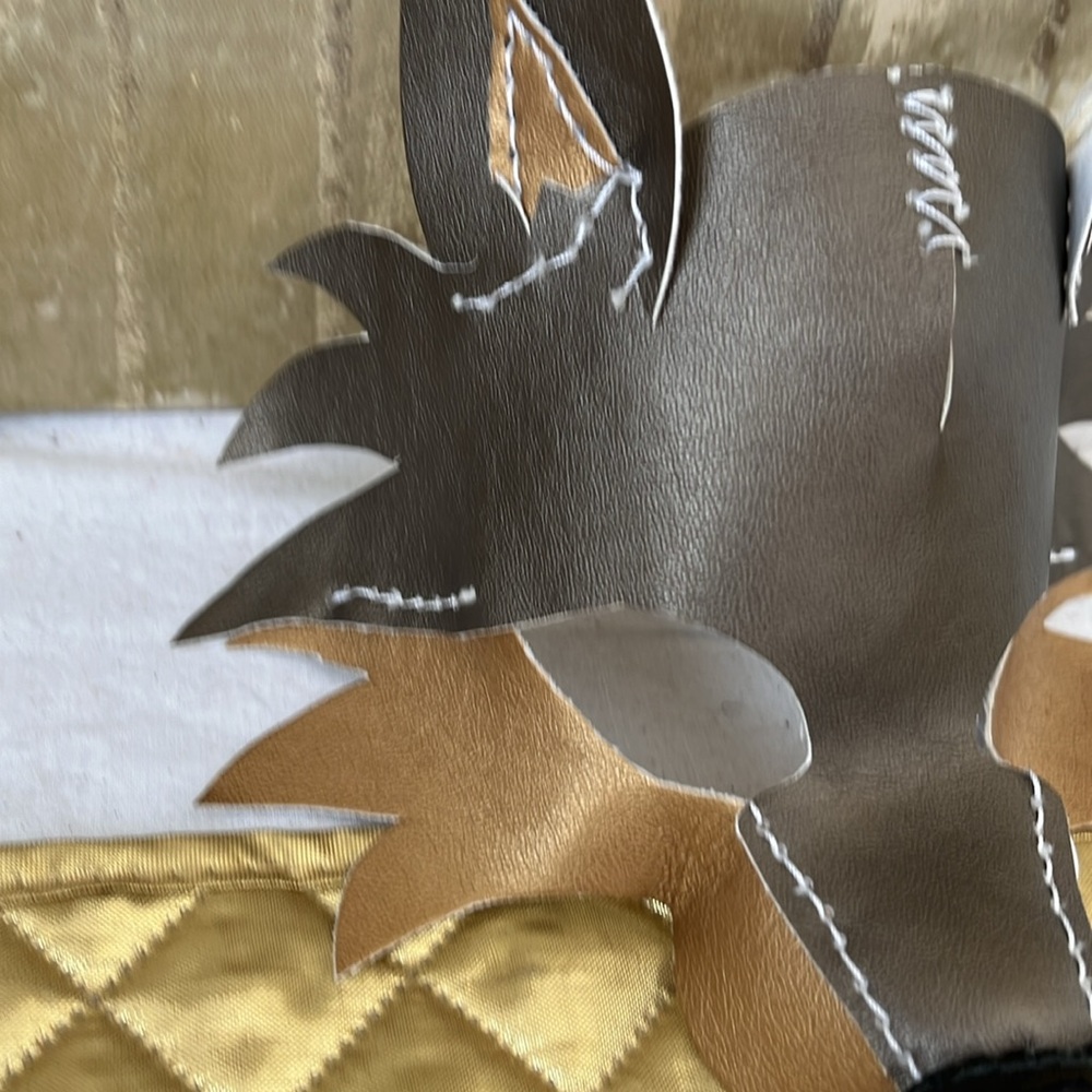 Handcrafted Fox Mask - Picture 5 of 7